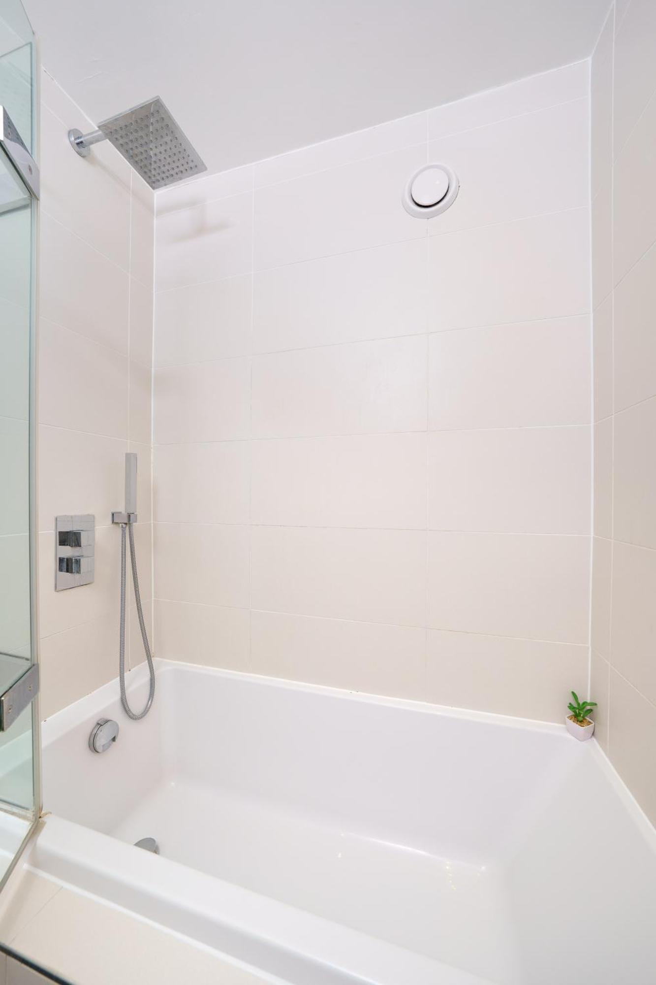 En-Suite Room In Zone 1 Londres Exterior foto
